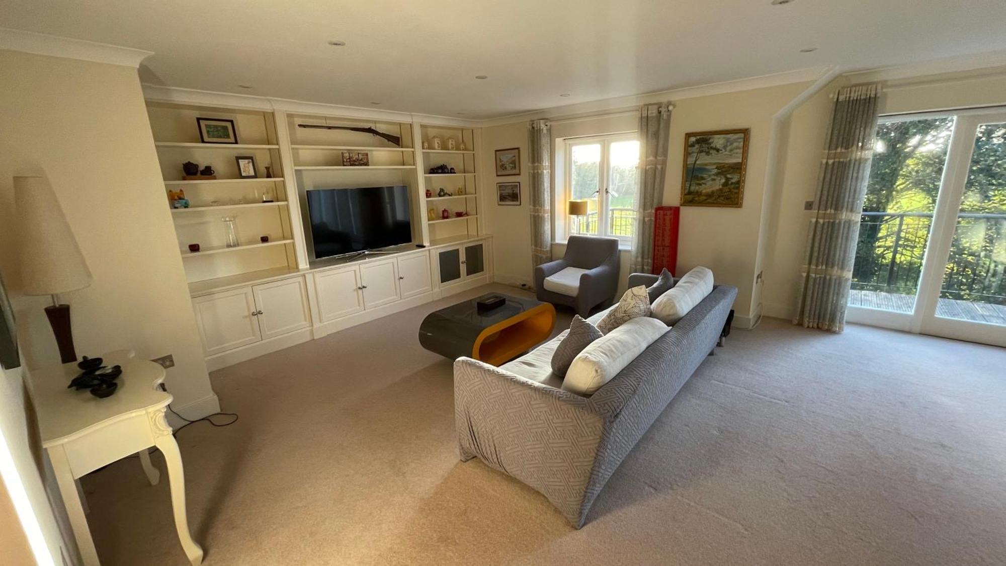 Top Floor En-Suite Double Bedrooms With Great View Of Windsor Castle & Free Parking المظهر الخارجي الصورة