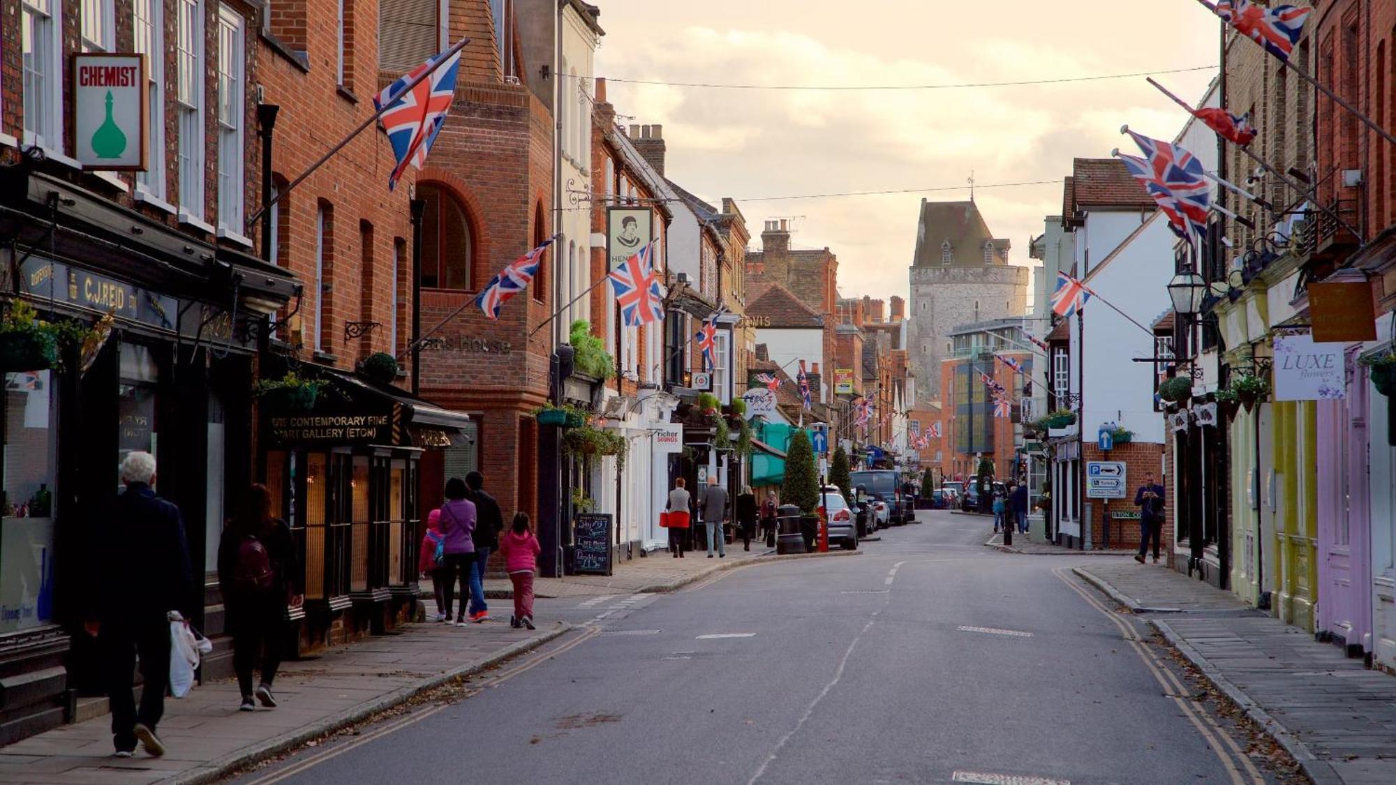 Top Floor En-Suite Double Bedrooms With Great View Of Windsor Castle & Free Parking المظهر الخارجي الصورة