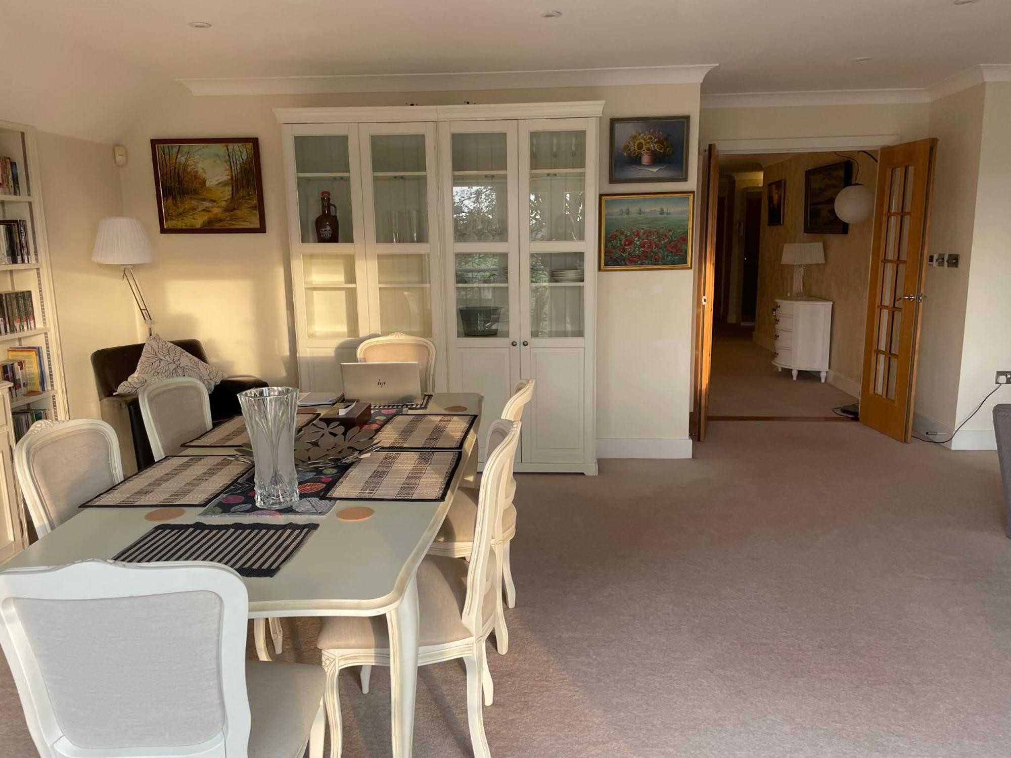 Top Floor En-Suite Double Bedrooms With Great View Of Windsor Castle & Free Parking المظهر الخارجي الصورة