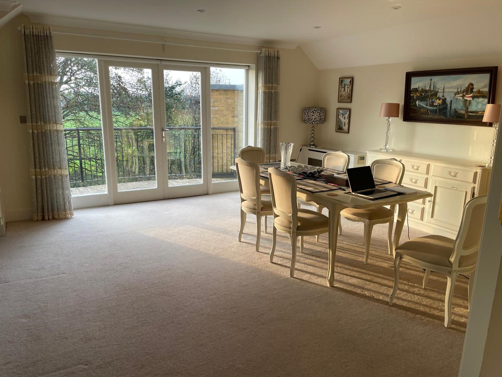 Top Floor En-Suite Double Bedrooms With Great View Of Windsor Castle & Free Parking المظهر الخارجي الصورة